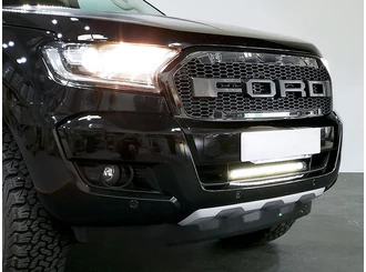 Lazer Lamps Kühlergrill LED Fernscheinwerfer Satz, untere - Ranger 2015-2022