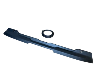 Aeroklas keménytető alkatrész - Hátsó ajtó alsó sín, műanyag - Ranger 2023-