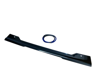 Aeroklas keménytető alkatrész - Hátsó ajtó alsó sín, műanyag - Hilux 2015-