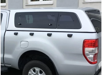 Aeroklas keménytető alkatrész - Oldal ablak bal, pop-up - Ford, Isuzu SP/C 2012-