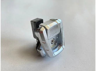 Aeroklas Laderaumwanne Ersatzteil - Metall Befestigungshaken B (Pack IV)