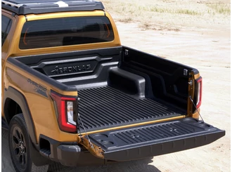 Aeroklas platóbélés - peremes - 4db fém csomagrögzítővel - Hilux D/C 2026-