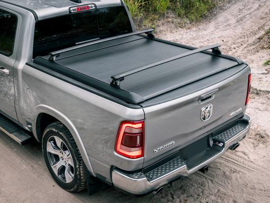 Mountain Top EVOm Alu-Rollo manuell - schwarz - Dodge RAM 5,5ft 2019- (not Classic)