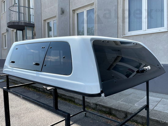 Aeroklas Stylish hardtop - pop-up side window - 527 splash white - <span style="color:#FFA500;">used</span> - Isuzu E/C 2015-2020