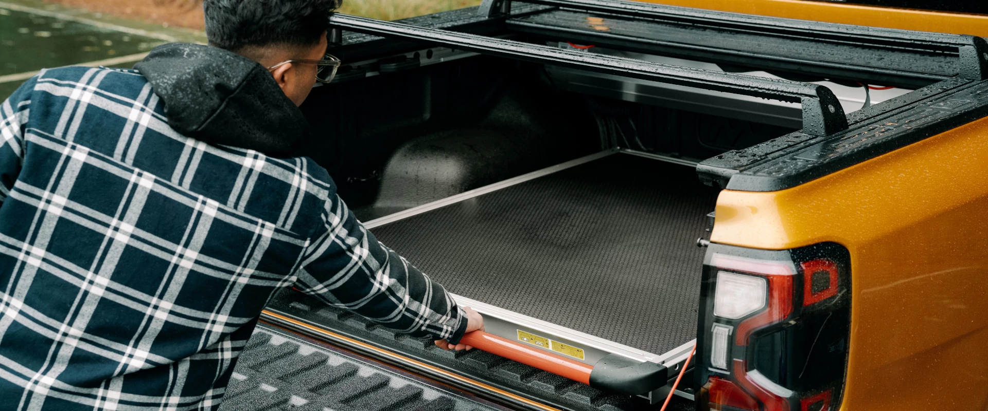 Realtruck Mountain Top bed slide for new Ranger Realtruck Mountain Top bed slide for new Ranger