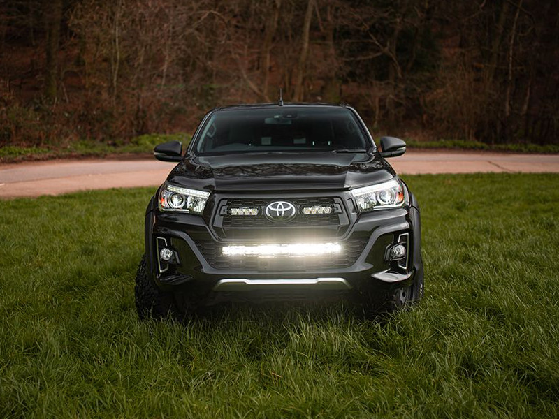 Toyota hilux deals led light bar